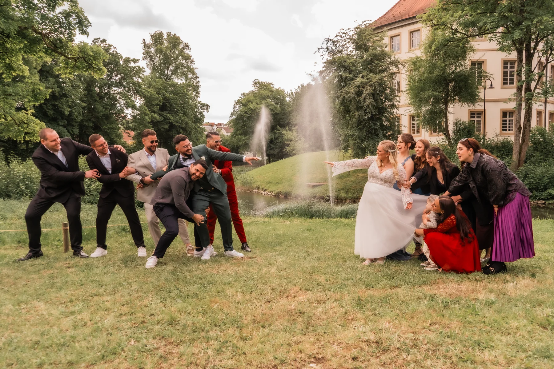 Ein ausgelassener Moment mit Freunden